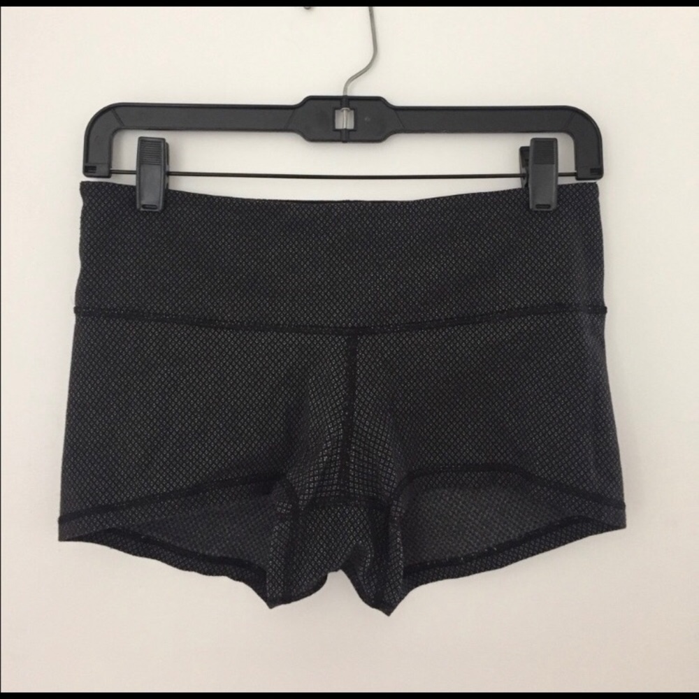 Lululemon boogie shorts